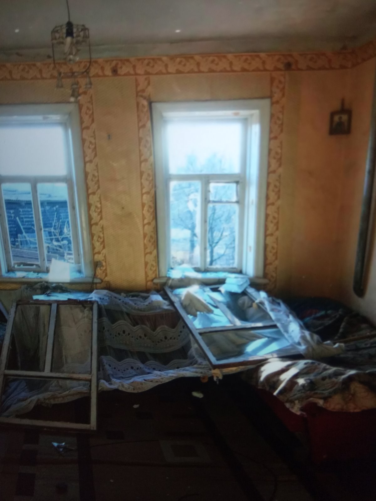 Родина з Середино-Буди потребує допомоги з ремонтом житла 