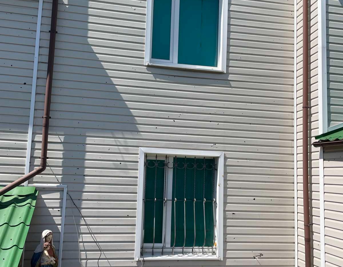 Зруйнований будинок та бізнес на Сумщині