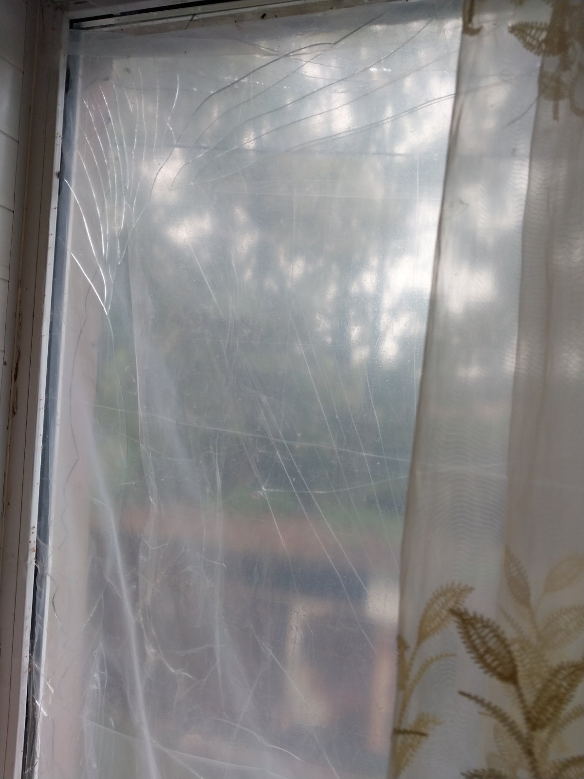 Пенсіонерці з прикордонного міста потрібна допомога із заміною вікон