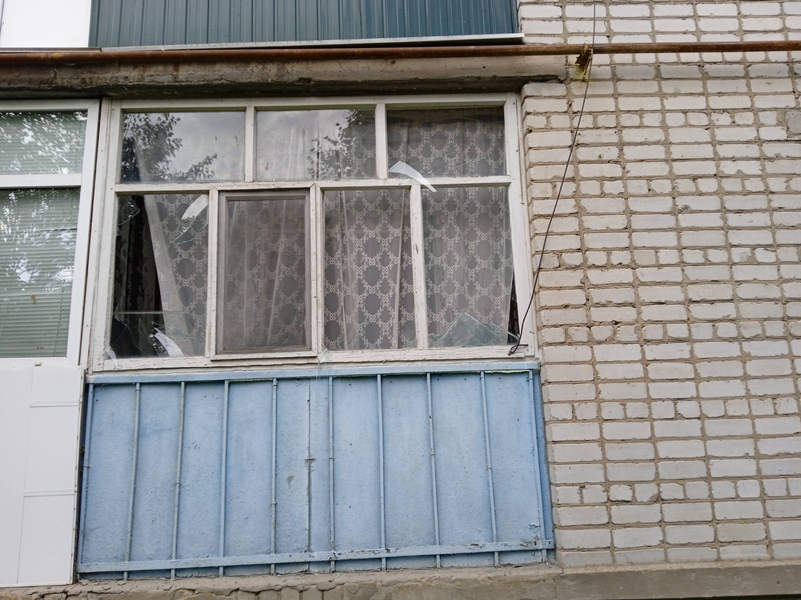 Вибило вікна родині з Середино-Буди