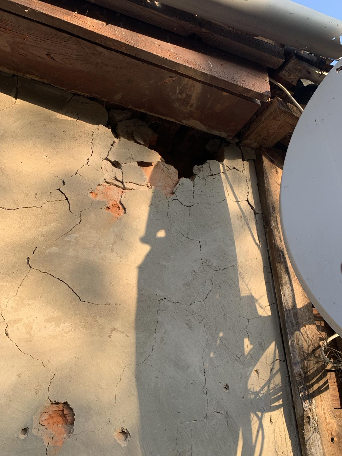 Родина з прикордоння хоче повернутися до своєї домівки