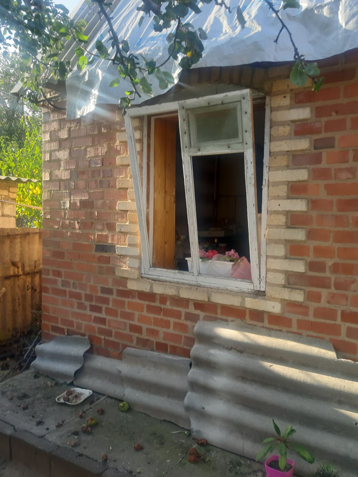 Будинок родини з Донеччини 3 рази потрапляв під обстріли