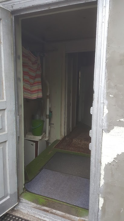 Будинок херсонців постраждав від обстрілу