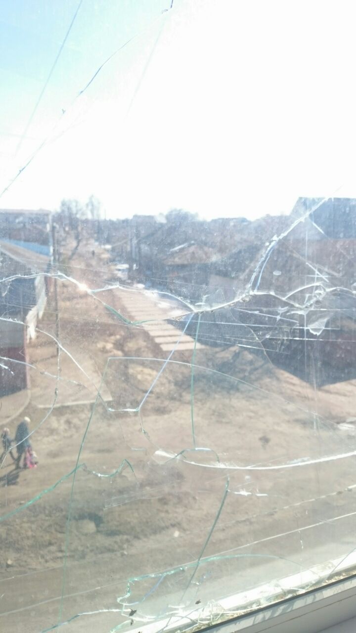 Квартира пенсіонерки з Сумщини тричі потрапляла під ворожі обстріли