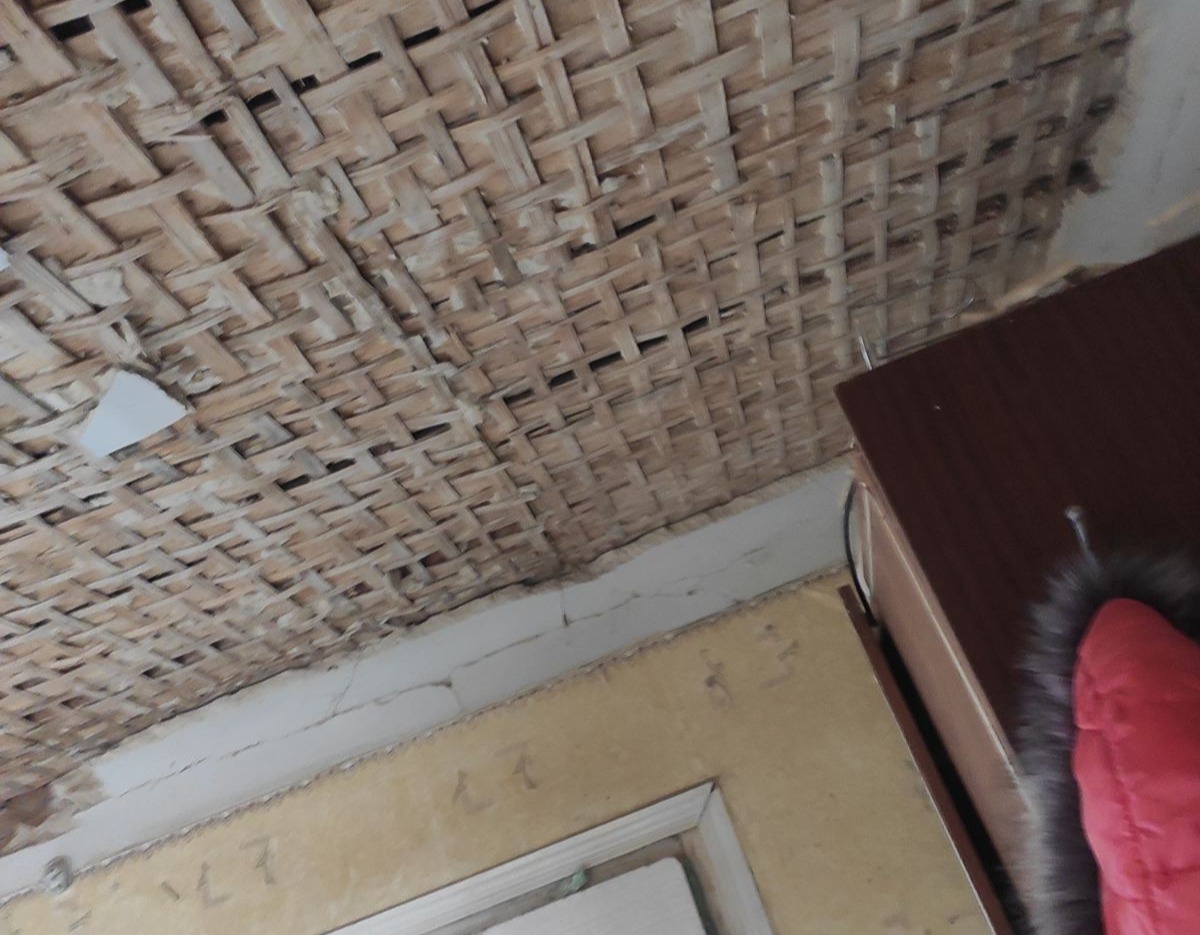 Авіабомба лишила будинка