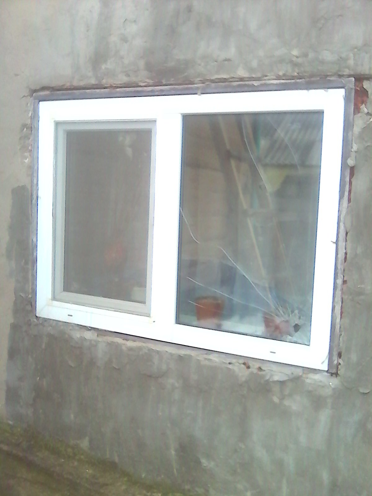 Будинок родини з Сумщини двічі потрапляв під обстріл