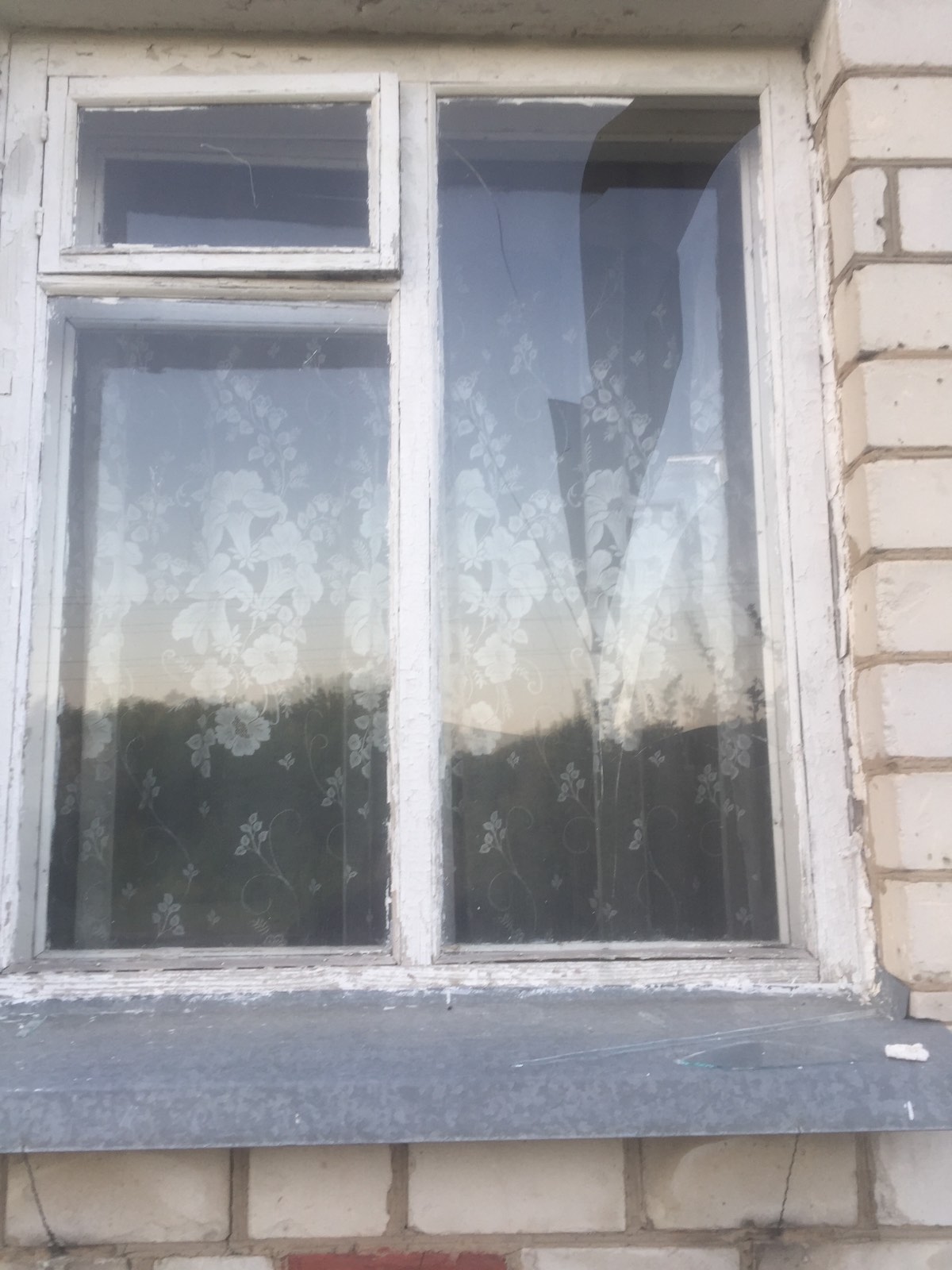 Середина-Буда під постійними обстрілами