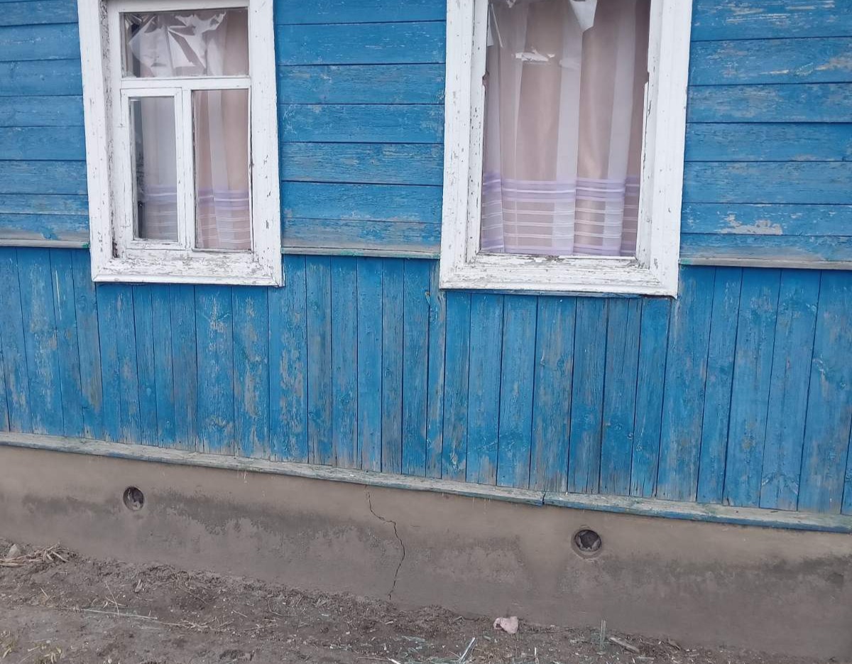 Без вікон та дверей залишилась велика родина з Сумщини