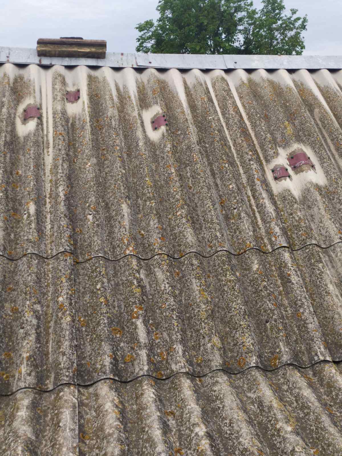 Ворожий обстріл пошкодив будинок родини з Сумщини