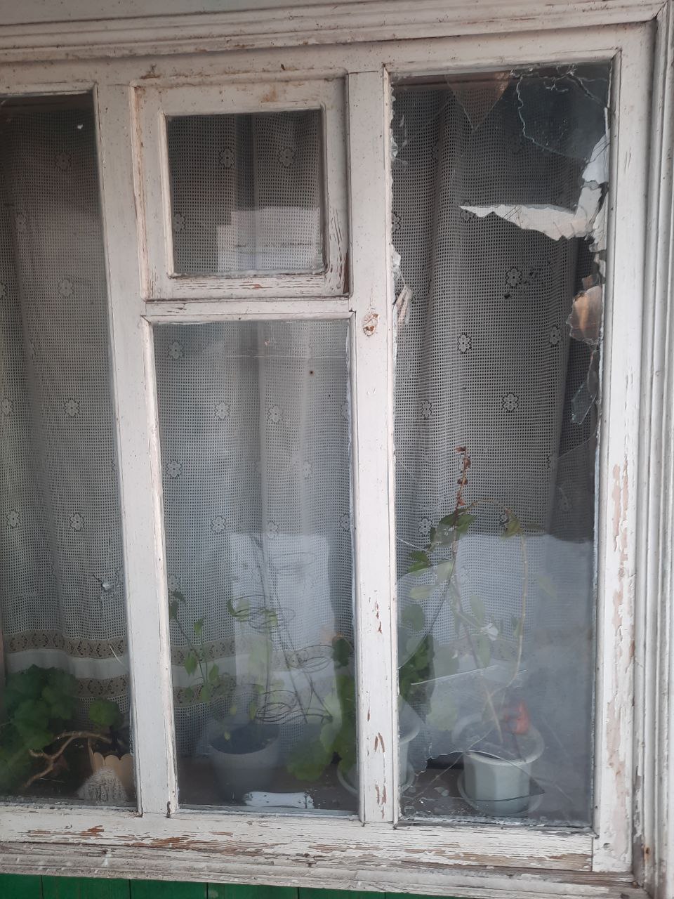 Вибуховою хвилею пошкоджено квартиру пенсіонерки