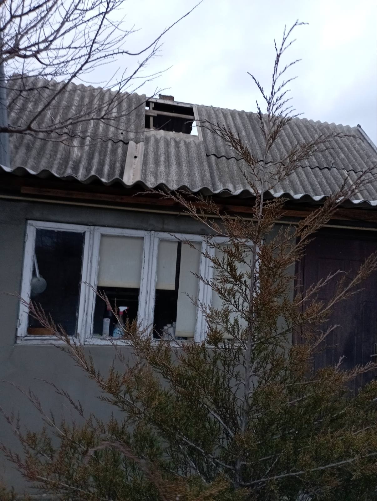 Вщент зруйновано будинок родини з Херсонщини