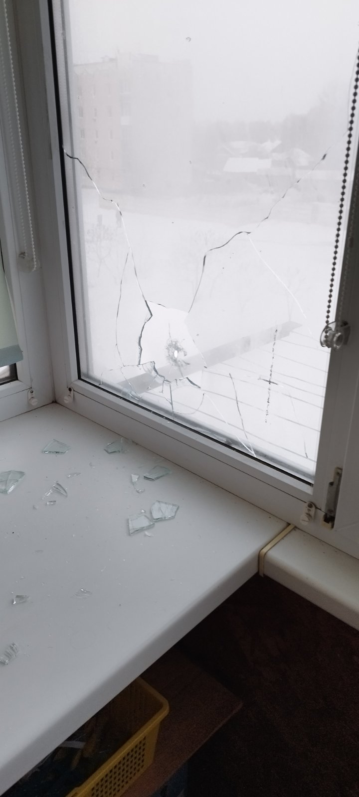 Держслужбовець з Середино-Буди мріє повернути родину додому