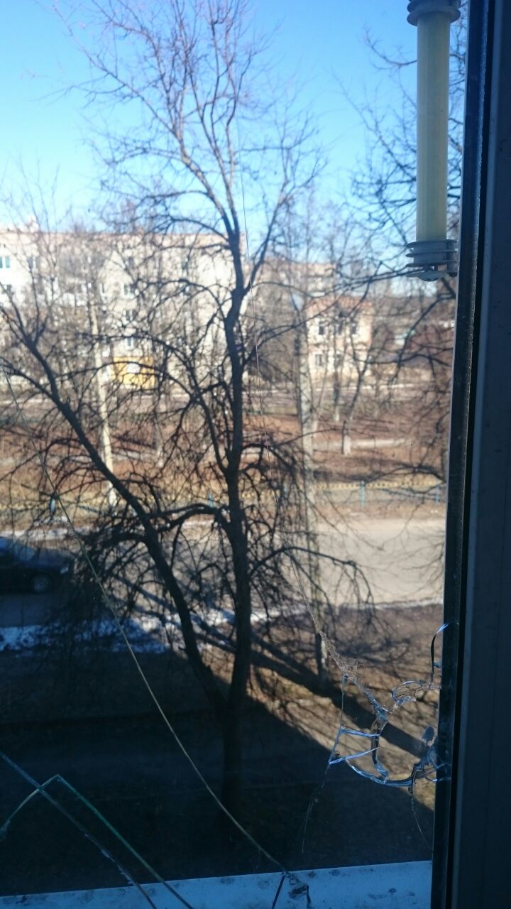 Квартира пенсіонерки з Сумщини тричі потрапляла під ворожі обстріли