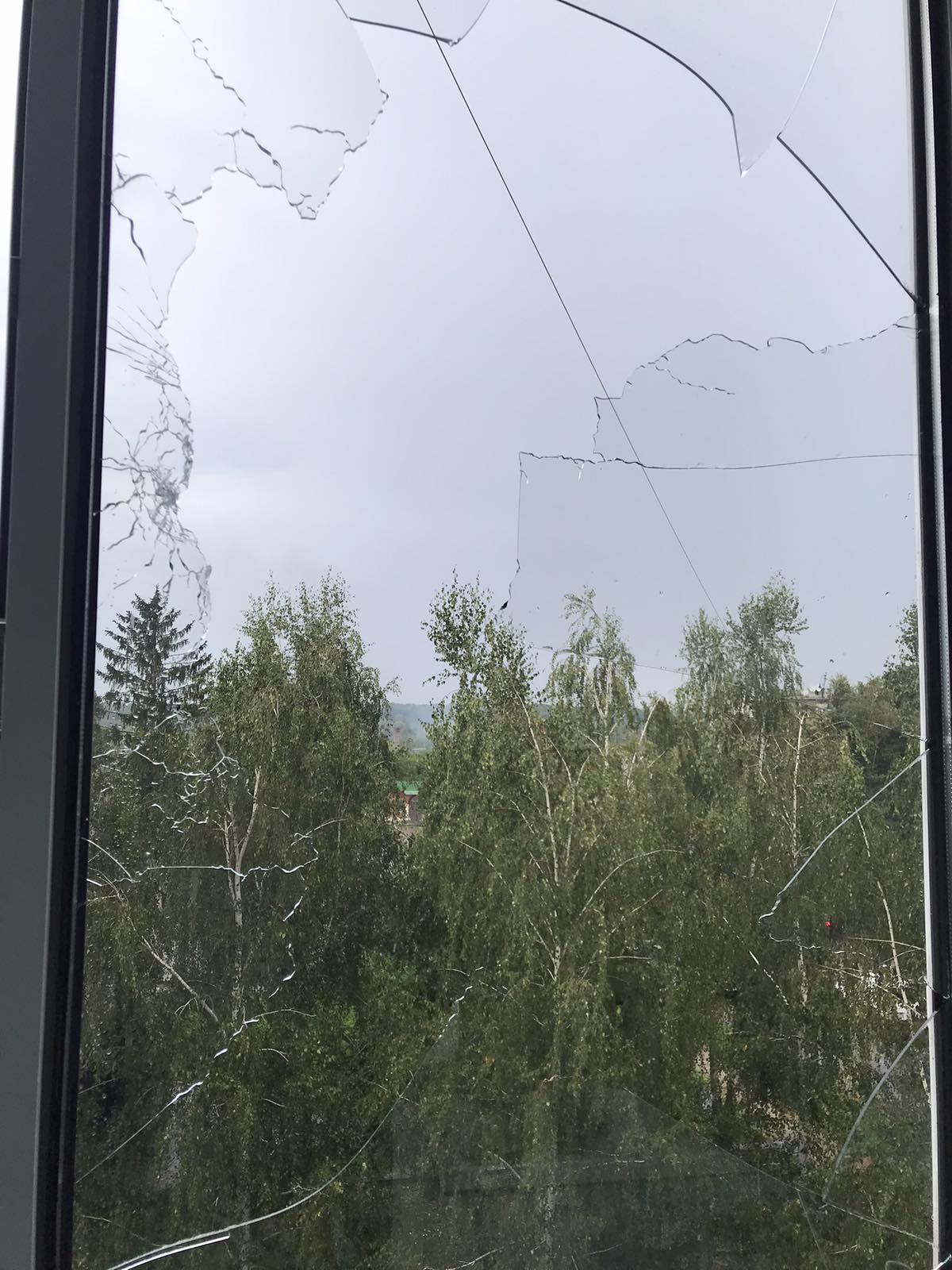 Будинок родини з Середино-Буди пошкоджений російськими обстрілами