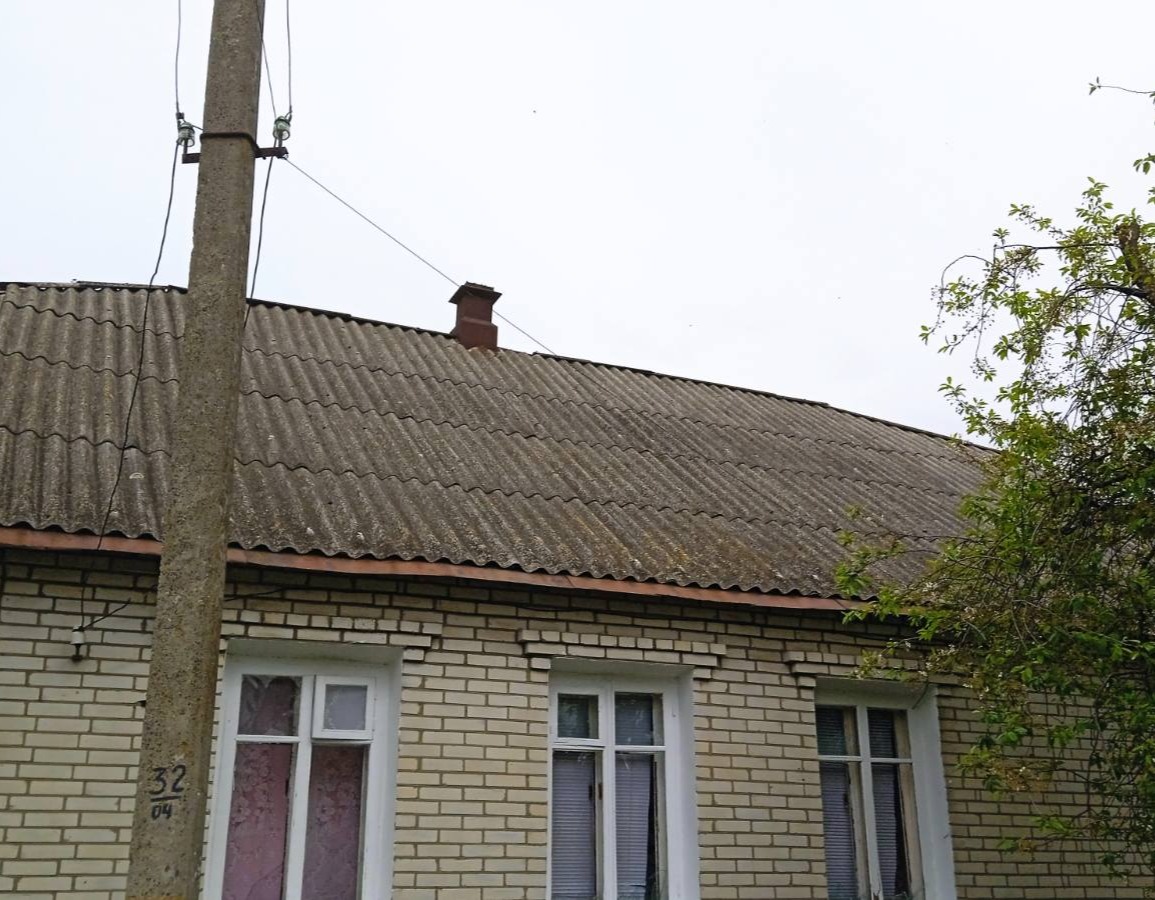 В 150 метрах від будинку розірвались 5 авіабомб