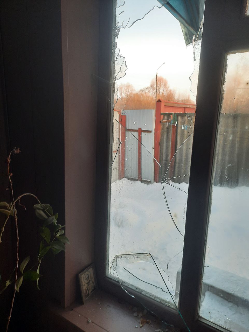 Вибуховою хвилею пошкоджено квартиру пенсіонерки