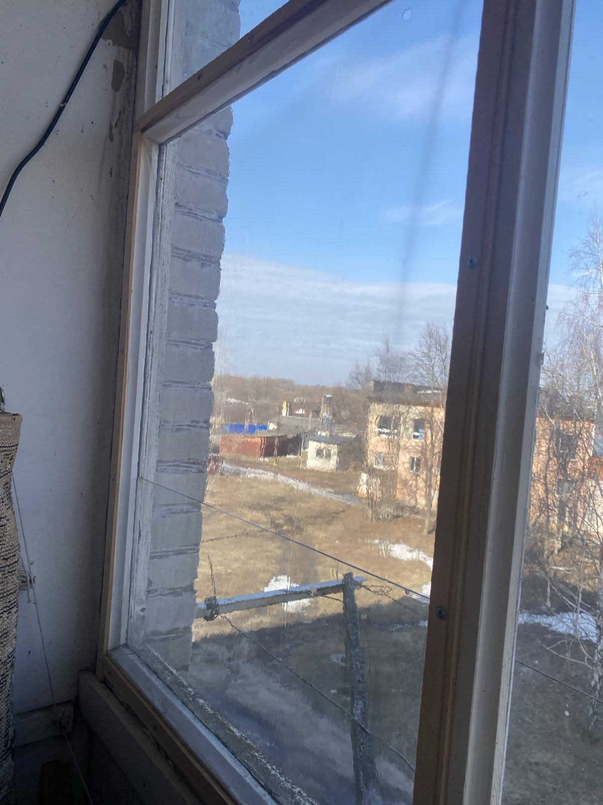 Під обстріл потрапила квартира військовослужбовця