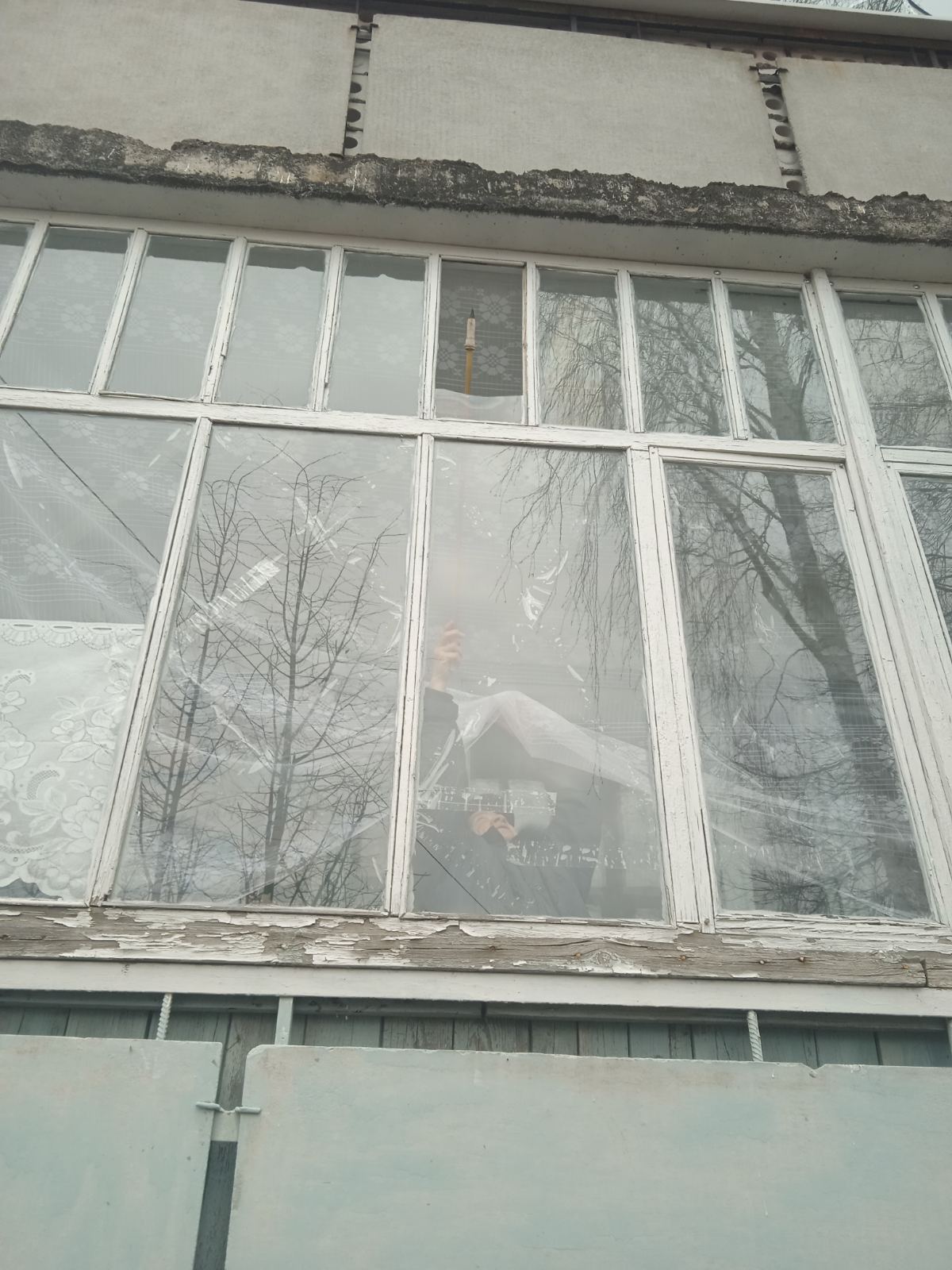 Квартира самотньої бабусі з Сумщини двічі потрапляла під обстріл