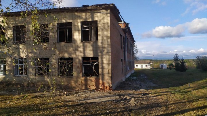  Допоможіть зберегти ліцей в селі Угроїди