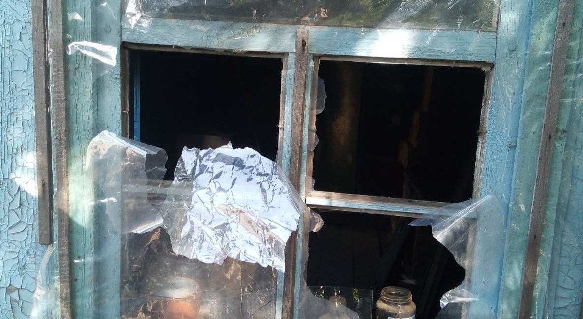 Пенсіонери з Сумщини потребують допомоги у відновленні будинку