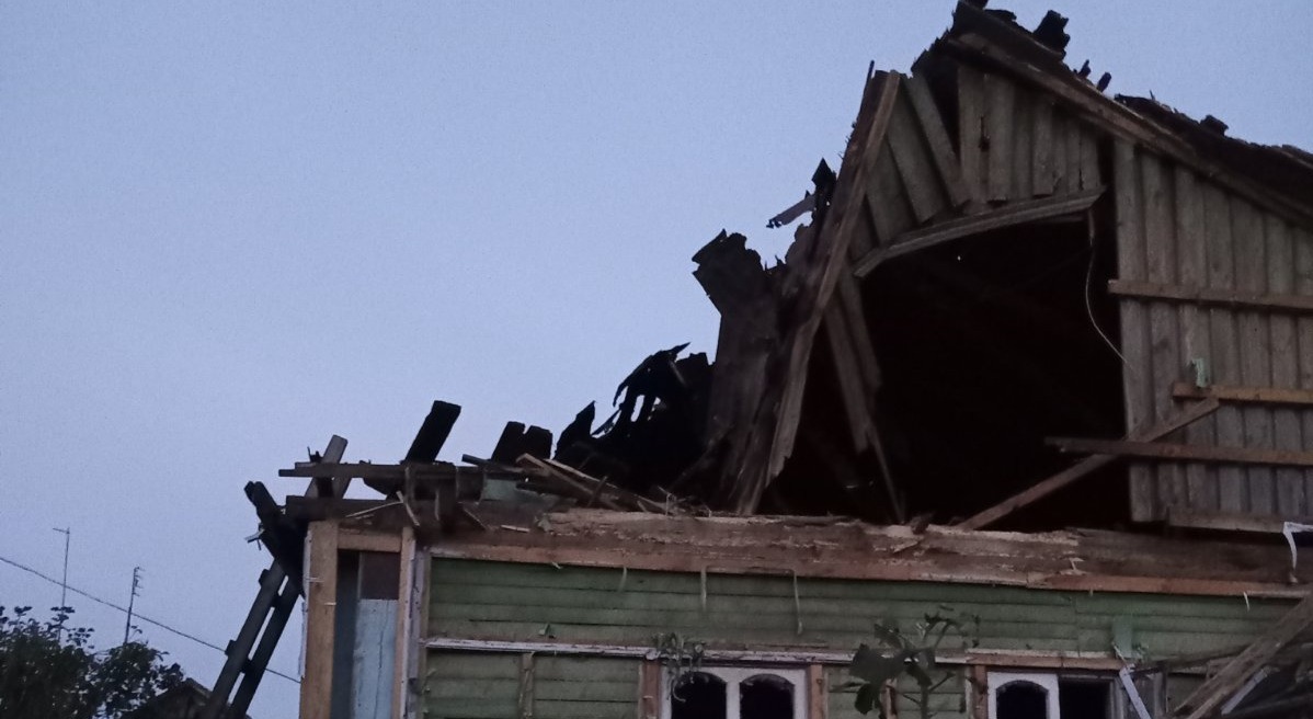 Зруйновано будинок родини з Сумщини