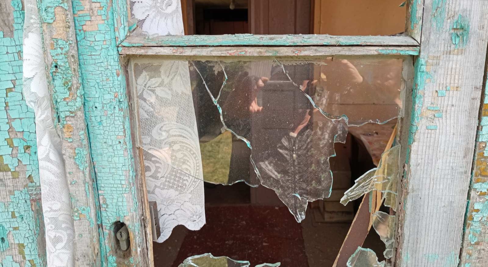 Жінка з інвалідністю просить допомоги