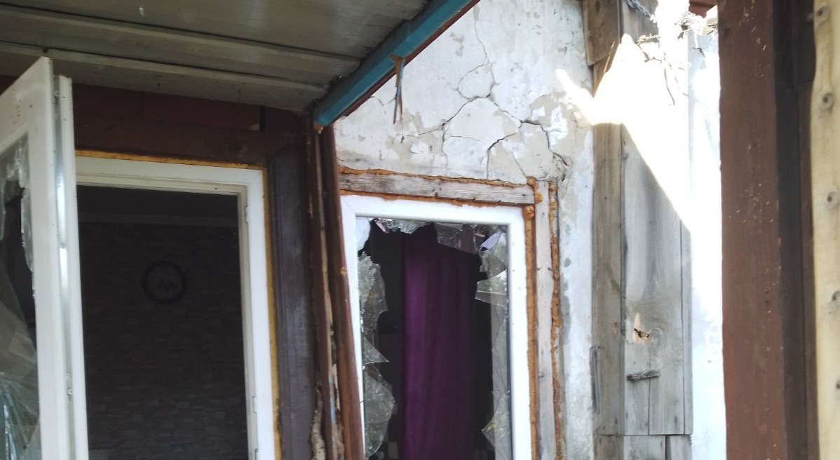 Родина із Середино-Буди потребує допомоги по заміні вікон, дверей та покрівлі