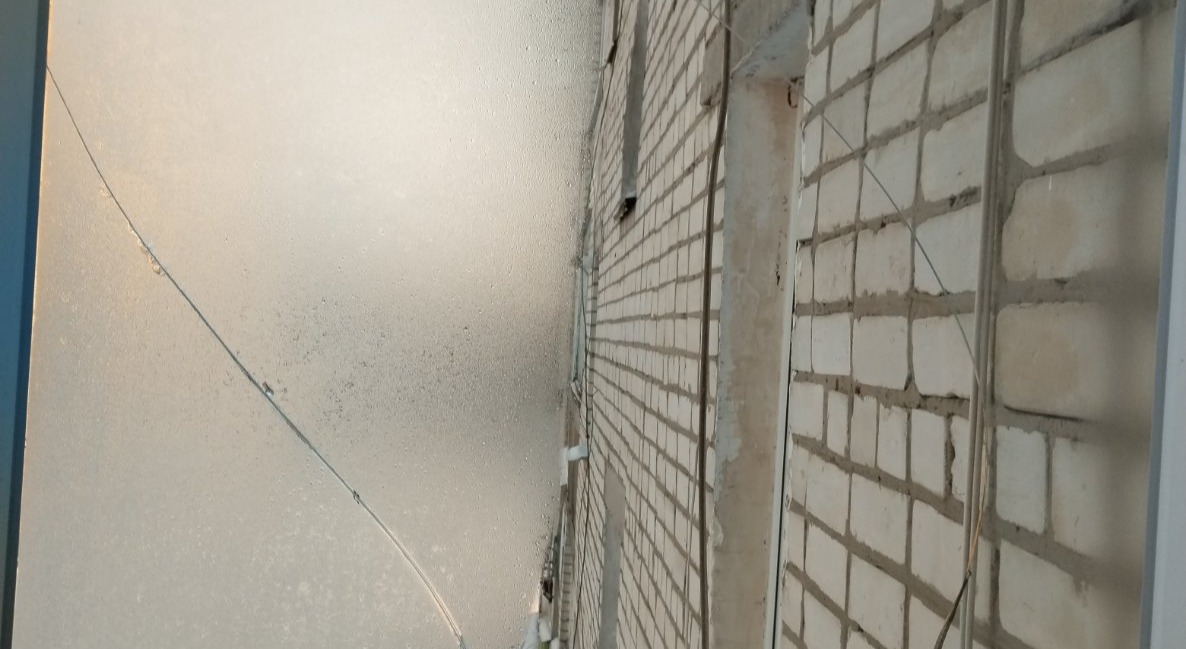 Родина із Середино-Буди потребує допомоги по заміні вікон