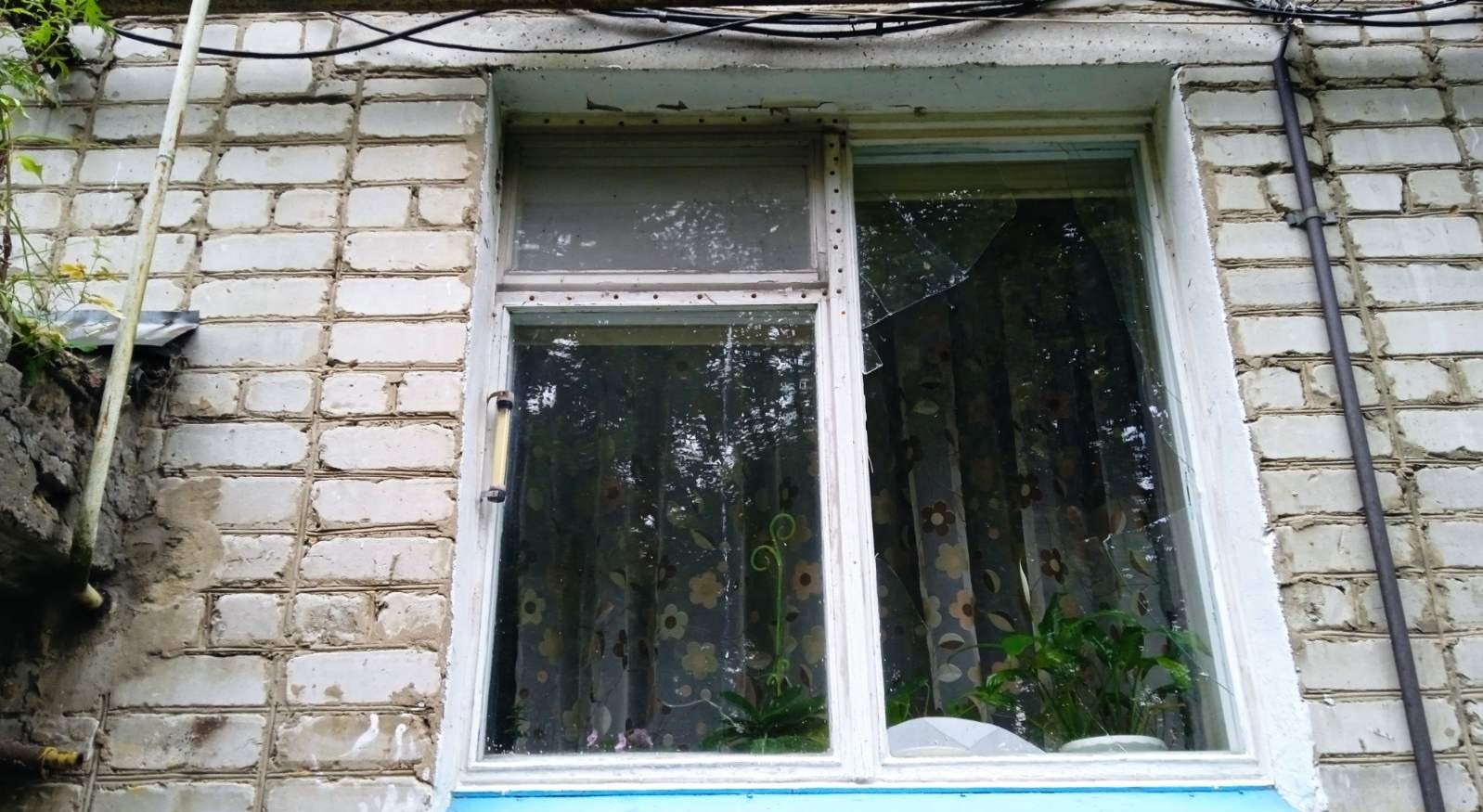 Вибило вікна родині з Середино-Буди