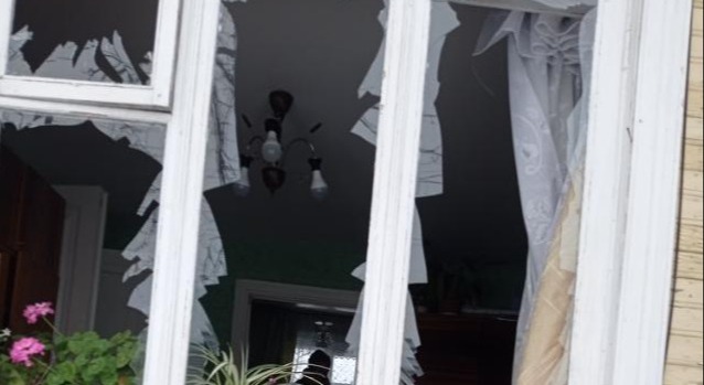 Пенсіонери з Сумщини живуть у будинку без вікон