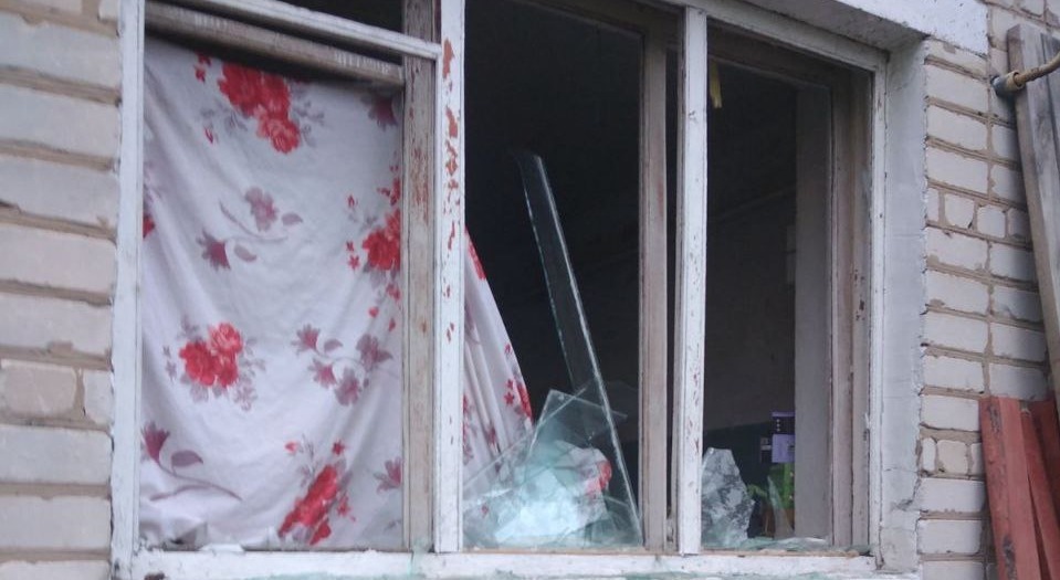 Вибито 5 вікон через обсріли на Сумщині