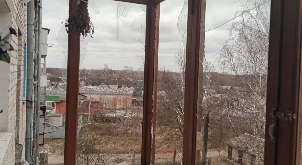 Вибило вікна 74-літній пенсіонерці