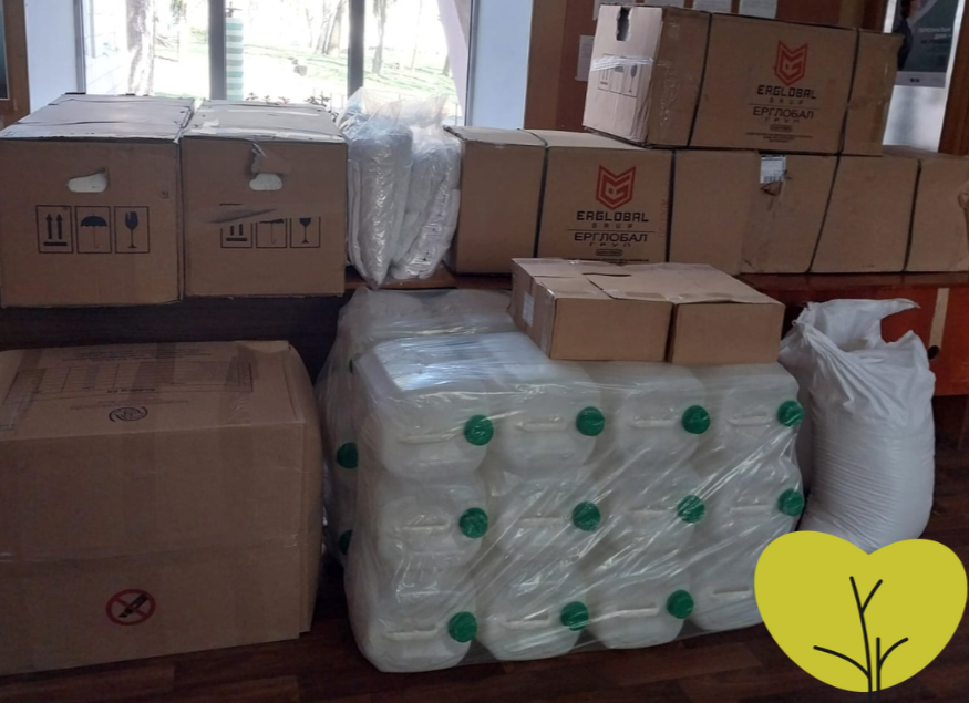 Люди похилого віку та вимушені переселенці з Великої Писарівки отримали гуманітарну допомогу в місті Охтирка 