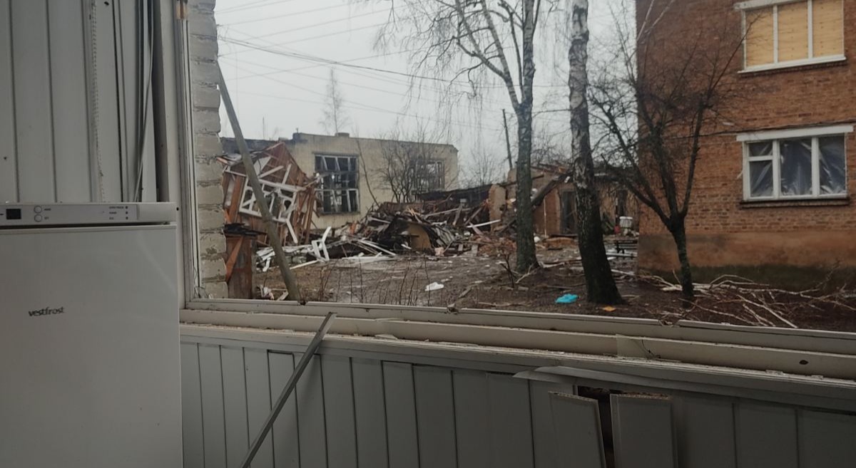 Пошкоджено квартиру родині з Середино-Буди