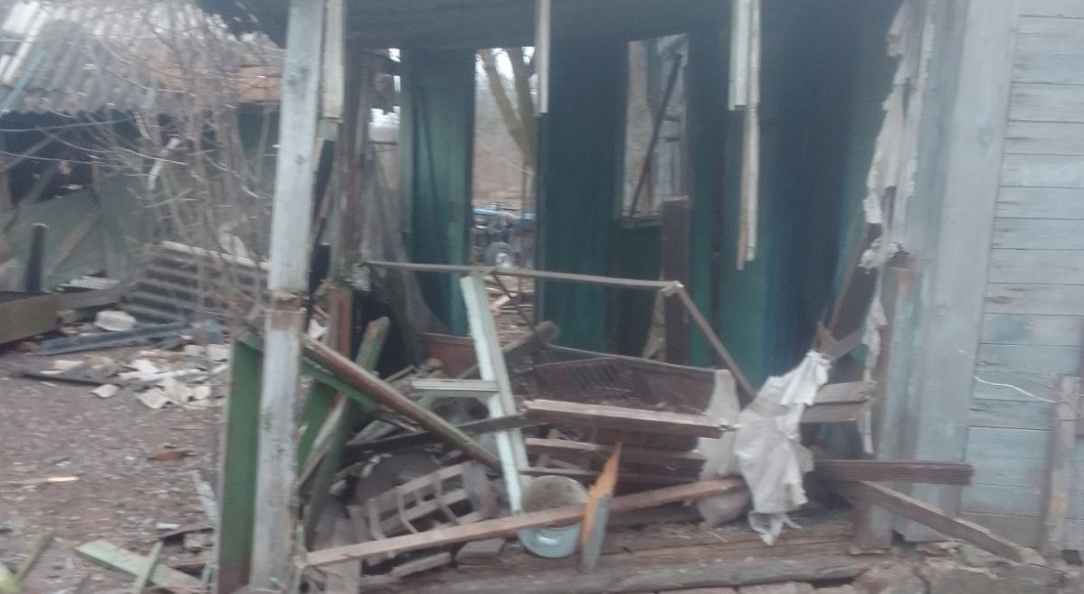 Будинок родини з Попівки залишилася без дванадцяти вікон і дверей