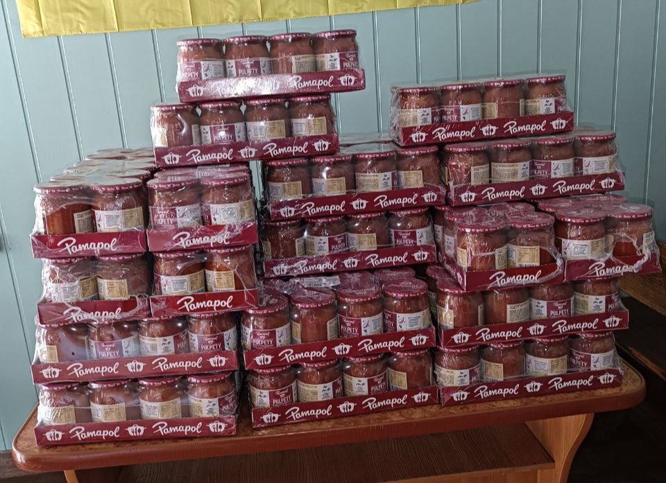 Благодійний фонд "ВЕЙС." надав допомогу у доставці продуктів харчування для ВПО