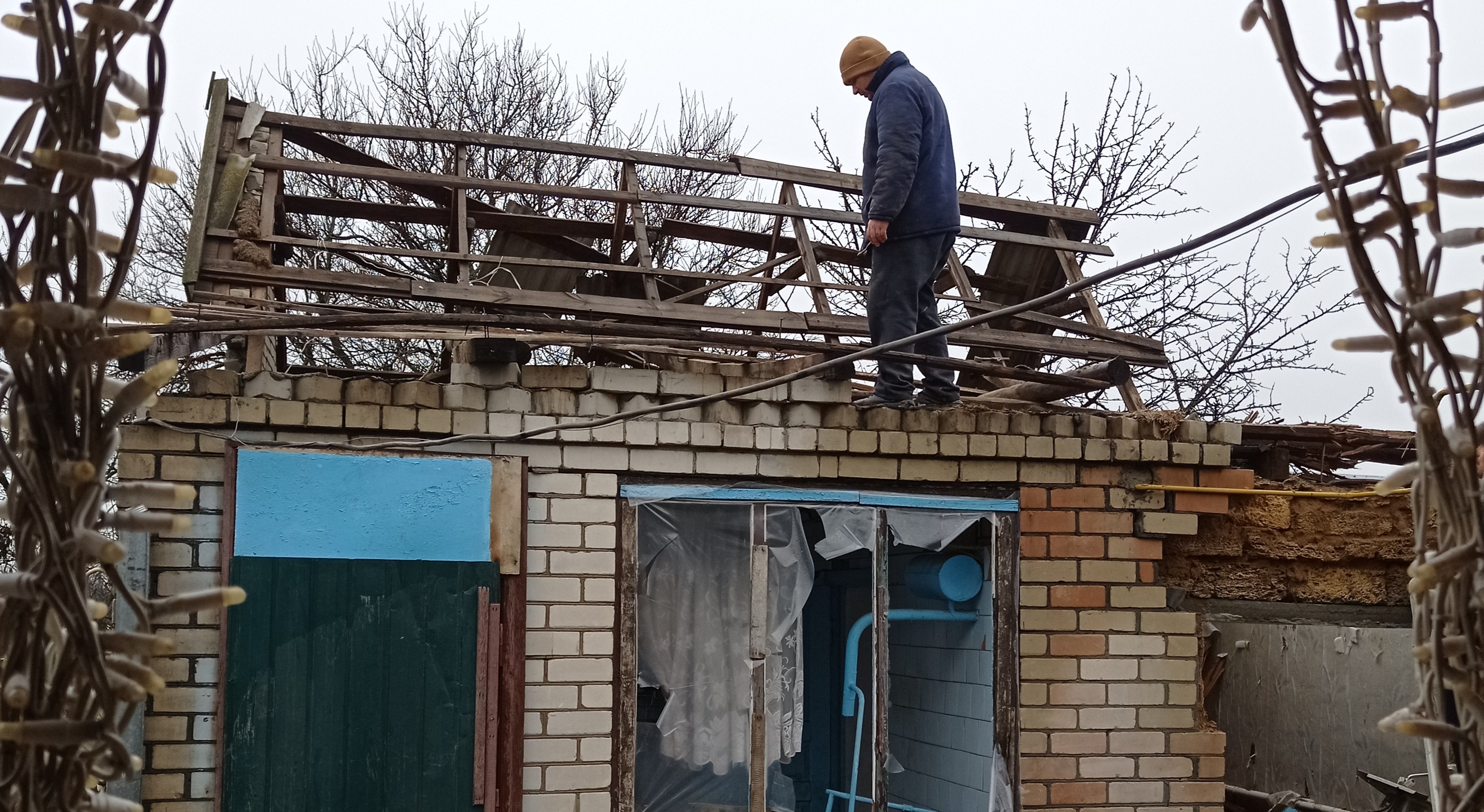 Снаряд розірвався в одній із кімнат будинку родини з Херсонщини
