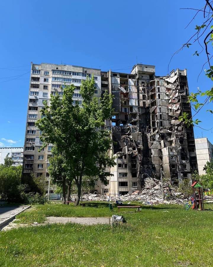 Вибух авіабомби залишив квартиру пенсіонерки з Харкова без дверей та вікон