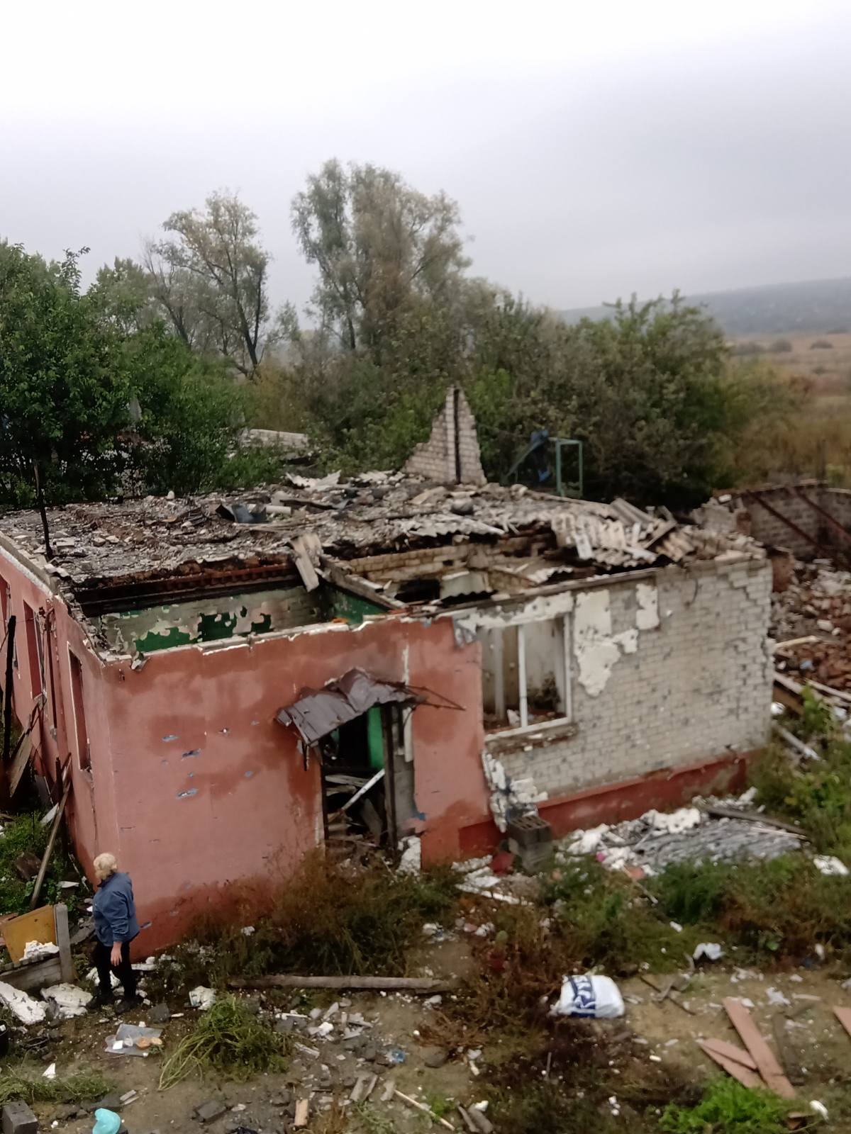 Сім'я з Харківщини, у дворі якої було 18 прильотів, потребує допомоги