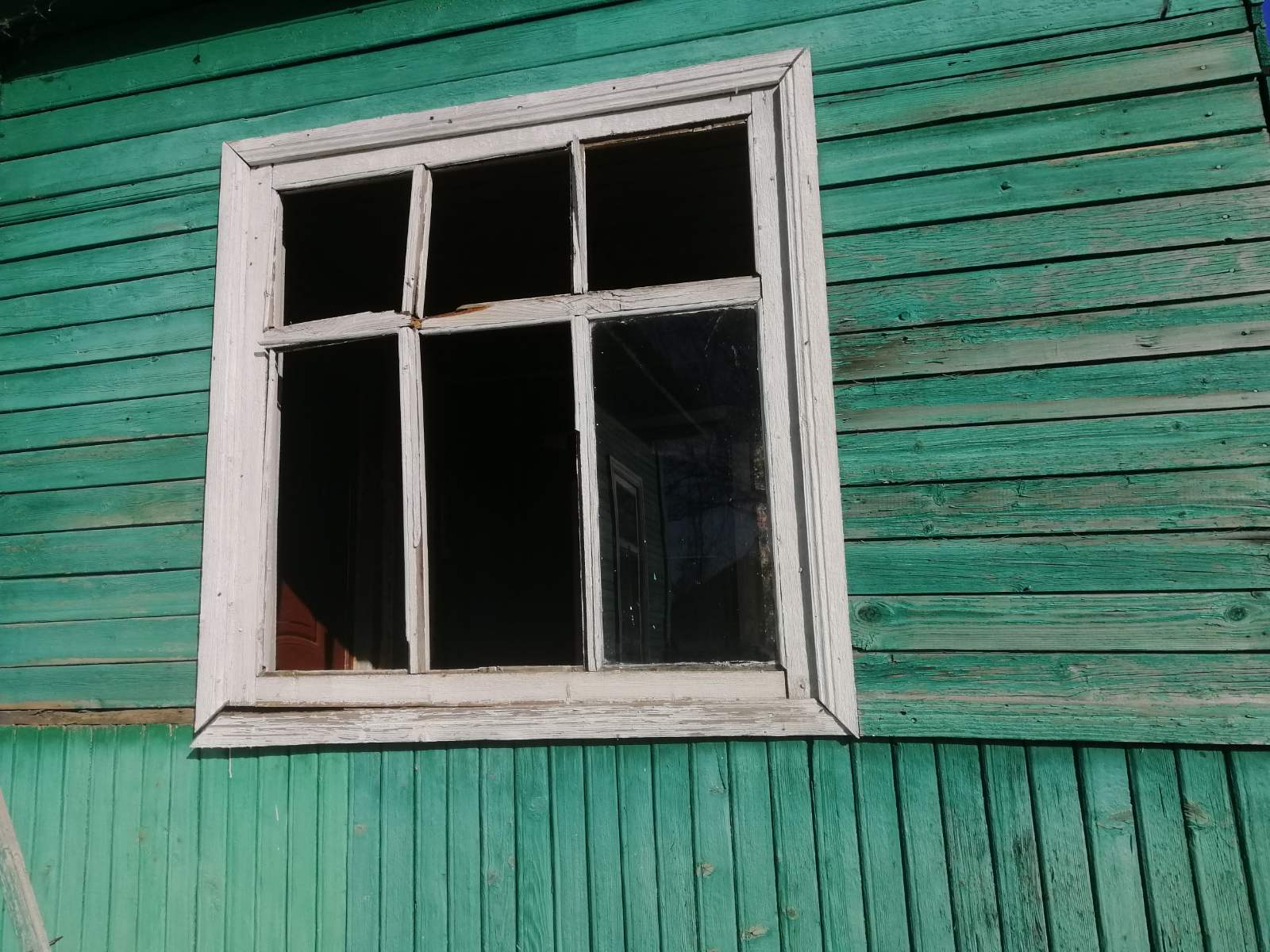  Родині з Середина-Буди вибило 8 вікон, потрібна допомога