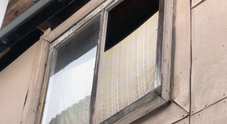 В Кролевецькій громаді Сумської області родина з малолітньою дитиною потрапила під обстріл