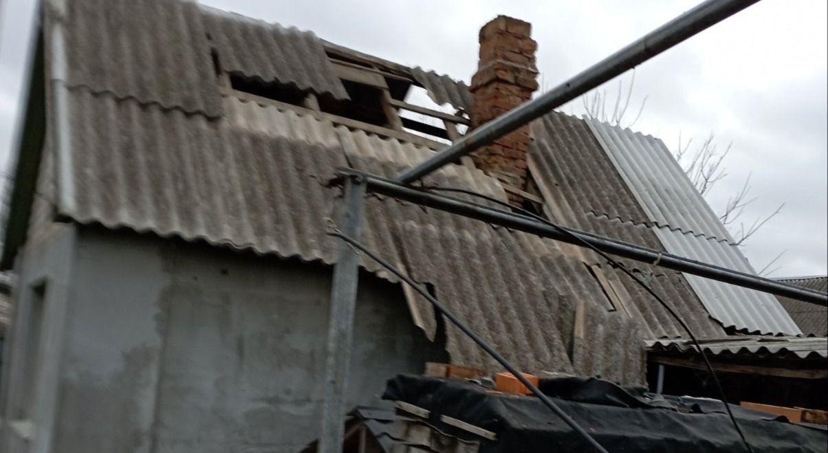 Вщент зруйновано будинок родини з Херсонщини