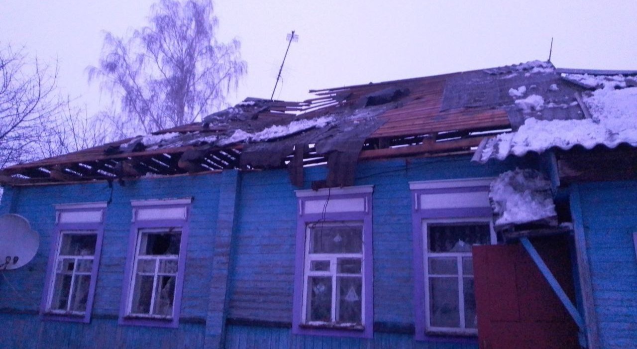 Було пошкоджено будинок військового ЗСУ