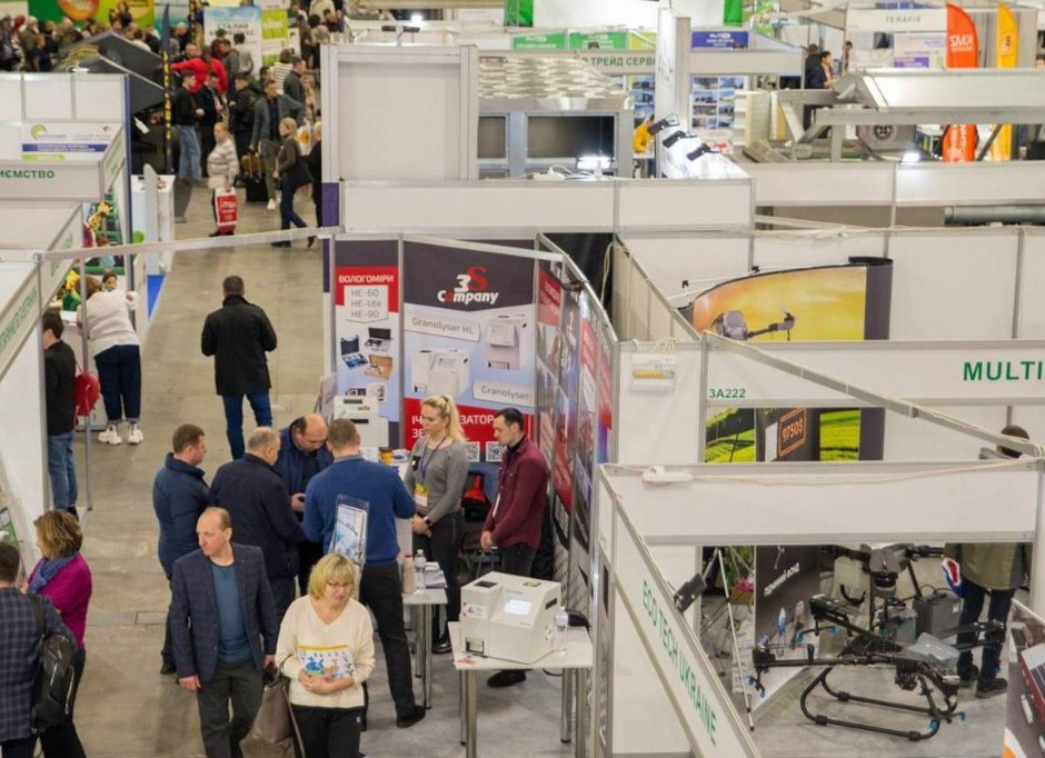 Одним з пріоритетних напрямків роботи Благодійного Фонду «ВЕЙС.» є розвиток місцевих ринків збуту та забезпечення продовольчої безпеки на місцевому та національному рівнях