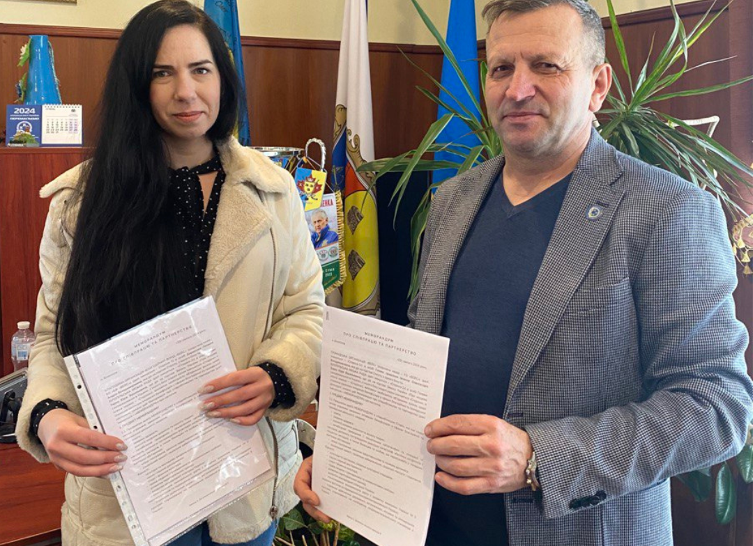 Благодійний фонд "ВЕЙС." та Білопільська міська рада уклали меморандум про співпрацю 