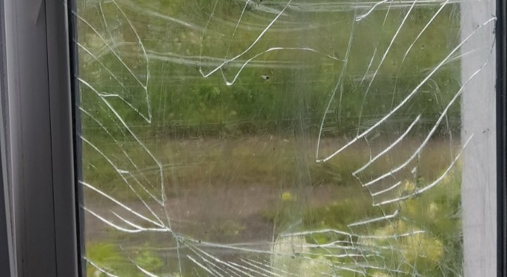 Обстріляли будинок пенсіонерів з Сумщини