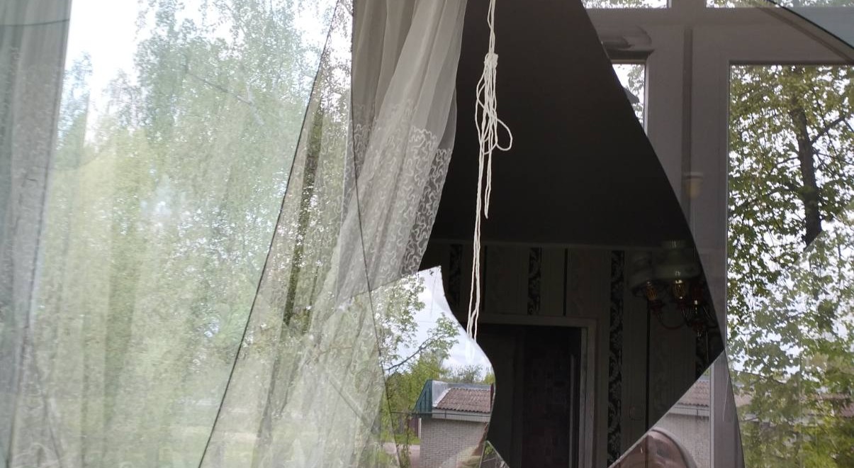 Подружжю пенсіонерів зі Старої Гути потрібна допомога з відновленням вікон