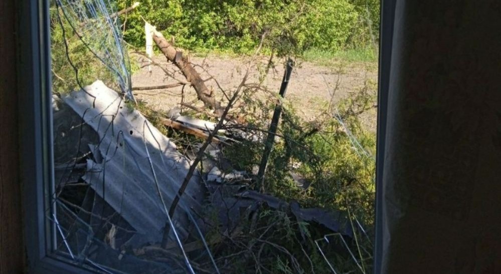 Обстріл пошкодив будинок жінки в с. Стара-Гута