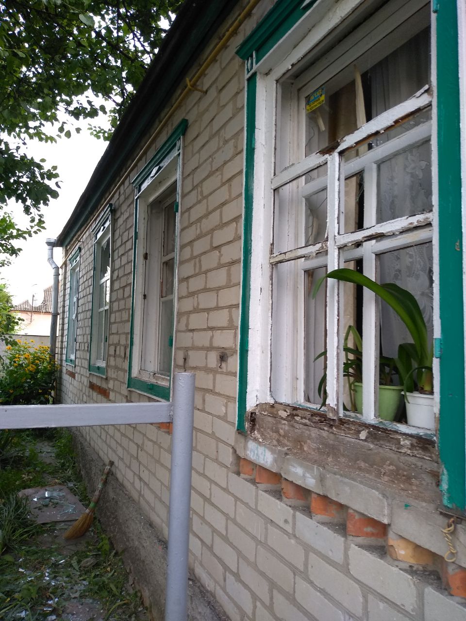 «Ховалися та жили у підвалі», - так пережила обстріли Катерина Тихонівна з міста Чугуєв на Харківщині