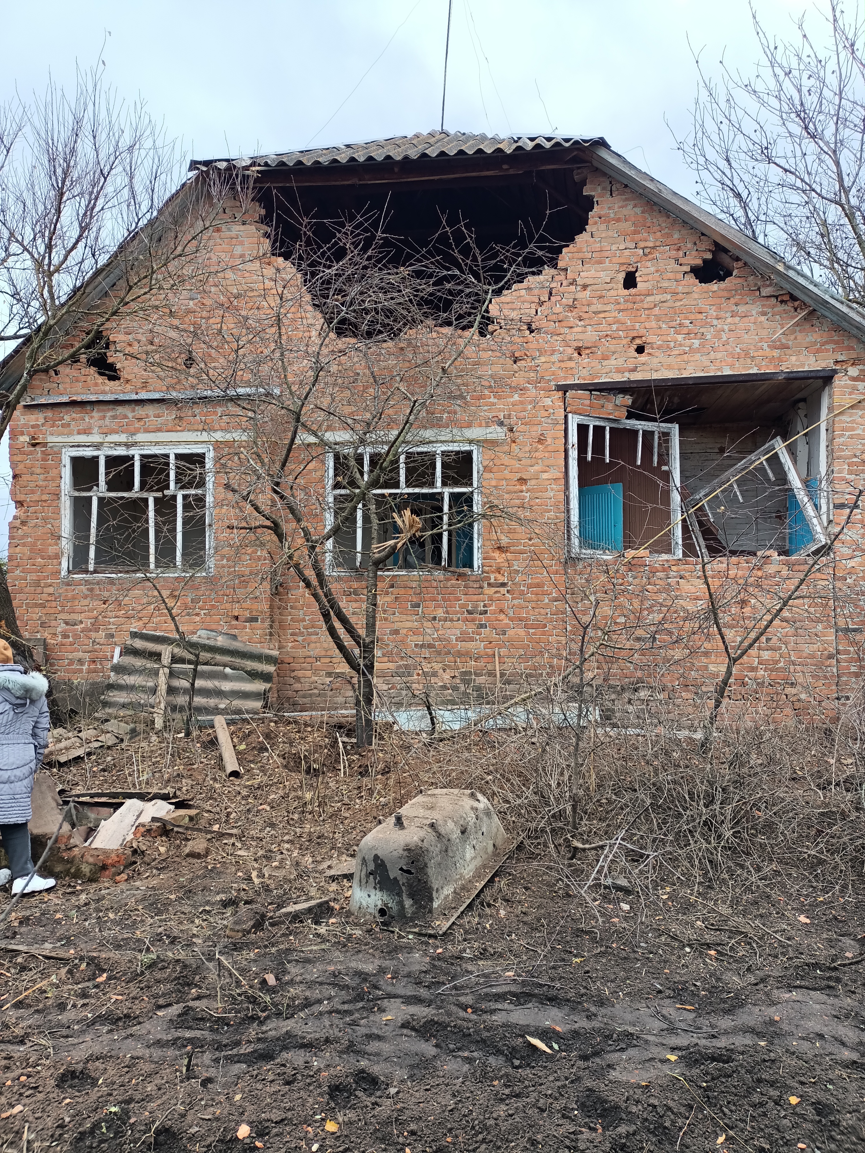 Родині вчителя з Миропілля потрібна допомога у відновленні будинку